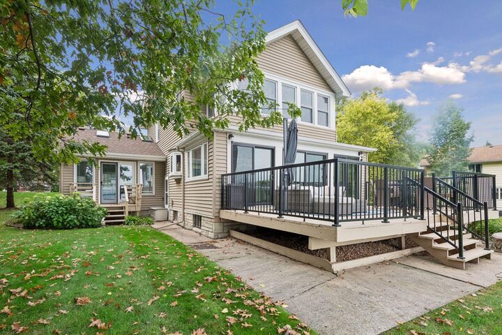 Property Photo:  1620 Shadywood Road  MN 55391 