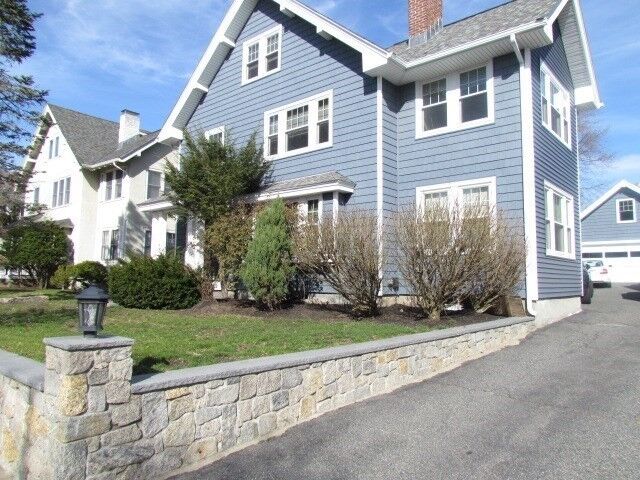 Property Photo:  340 Common St 2  MA 02478 