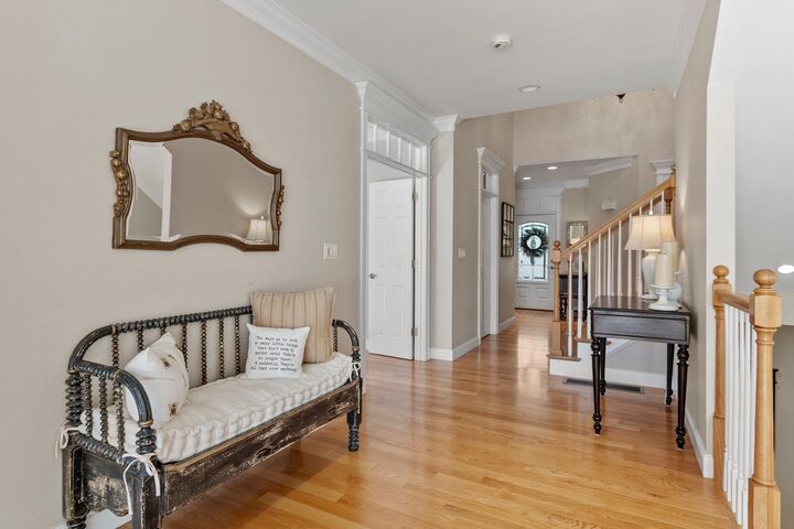 Property Photo:  7 Ivana Dr 7  MA 01810 