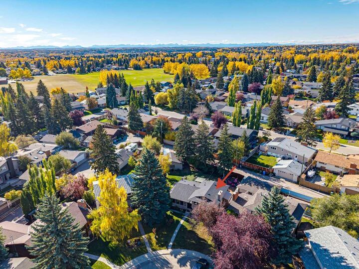 Property Photo:  43 Lake Sundance Place SE  AB T2J 2S9 