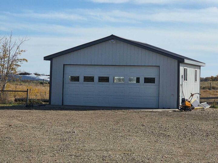 Property Photo:  24219  413 Township Road  AB T0C 0Y0 