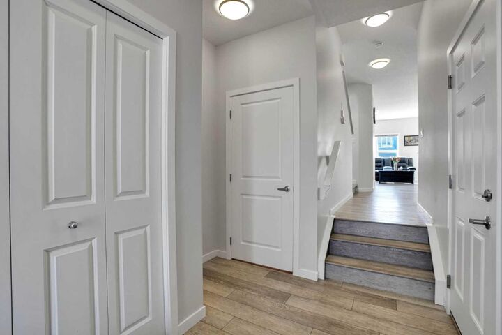 Property Photo:  235 Clydesdale Avenue  AB T4C 2R1 