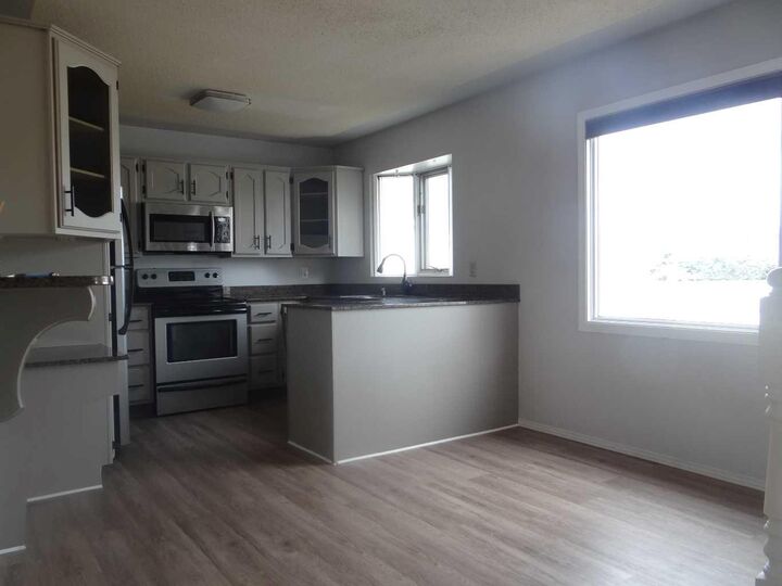 Property Photo:  2170 Hawke Crescent NE  AB T1C 1J7 