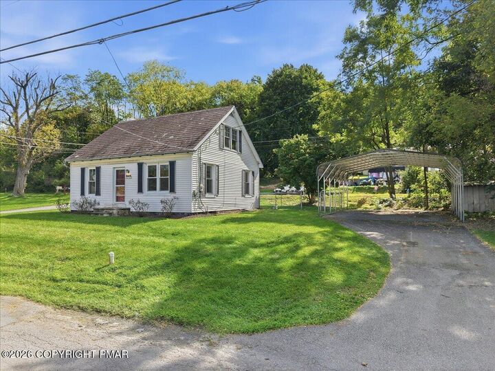 Property Photo:  3744 Redbud Drive  PA 18067 