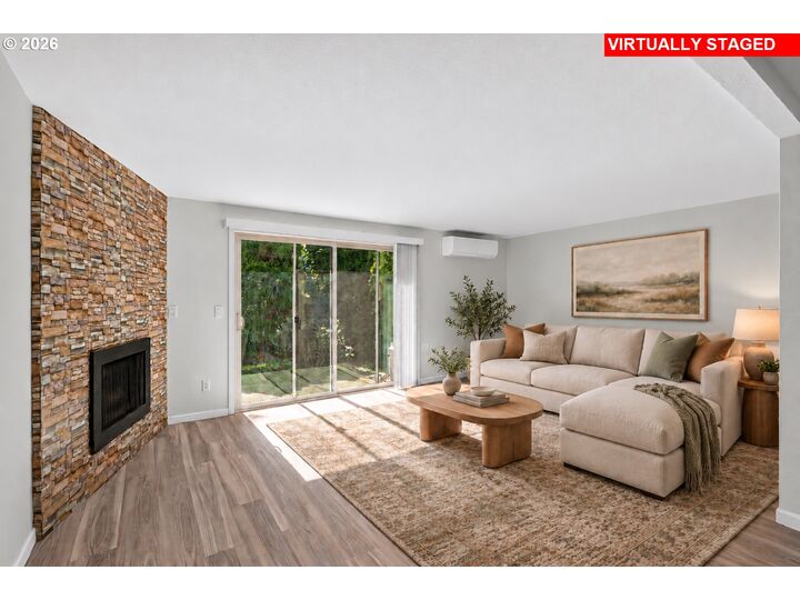 Property Photo: 3116 SE Chestnut St OR 97267