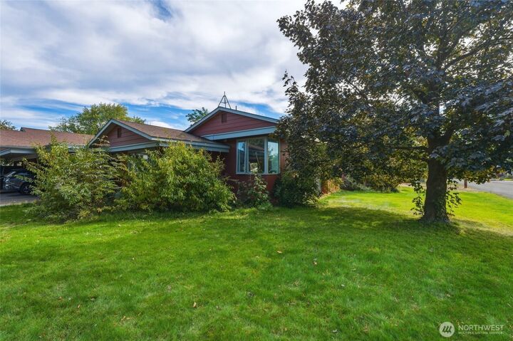 Property Photo: 510 Washington Street OR 97813