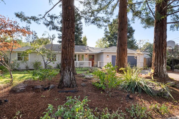 Property Photo: 725 Panchita Way CA 94022