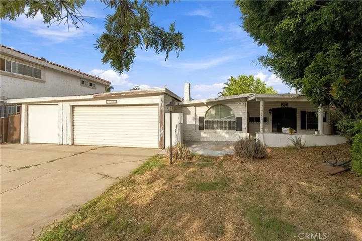 Property Photo:  22307 Meyler  CA 90502 