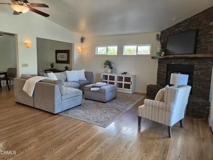 Property Photo: 442 Crestview Place CA 91016