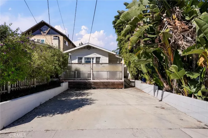 Property Photo:  3105 S Denison Avenue  CA 90731 