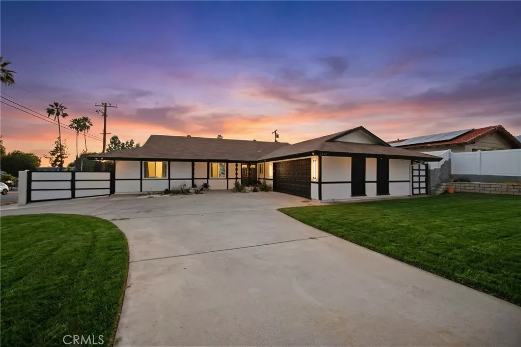 Property Photo: 6348 Orange Knoll CA 92404