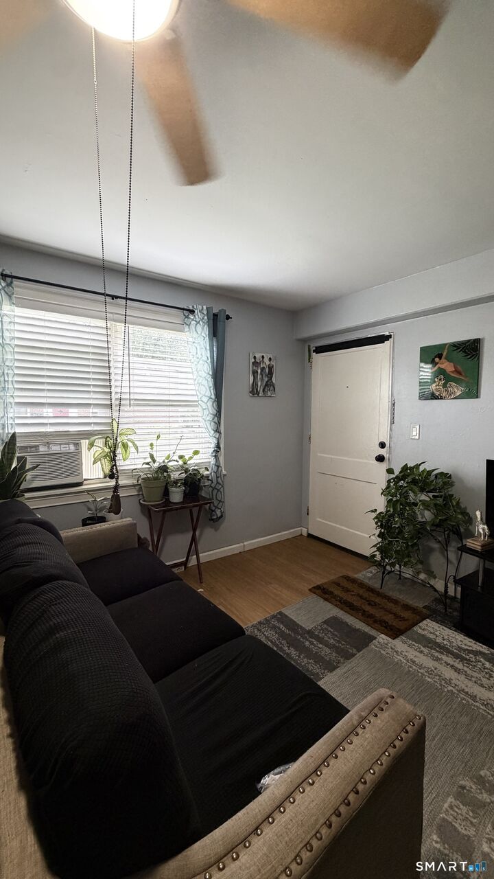Property Photo:  373 Granfield Avenue B  CT 06610 