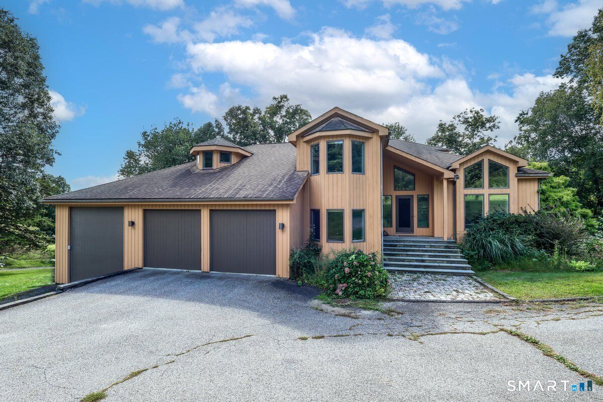 Property Photo:  41 McNulty Drive  CT 06776 