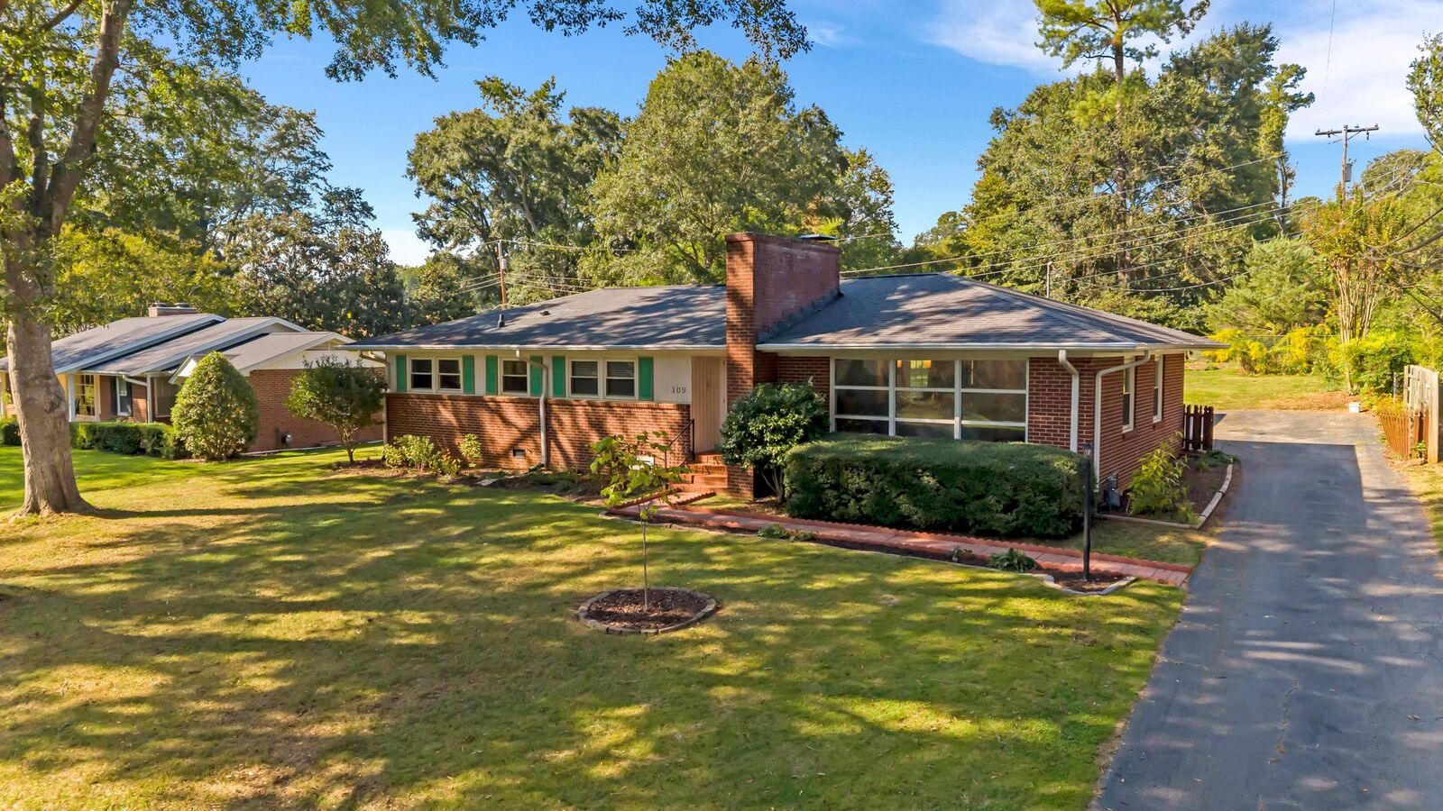 Property Photo:  109 Monroe Road  SC 29307 