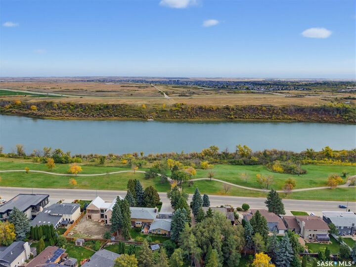 Property Photo:  147 Candle Crescent  SK S7K 5A1 