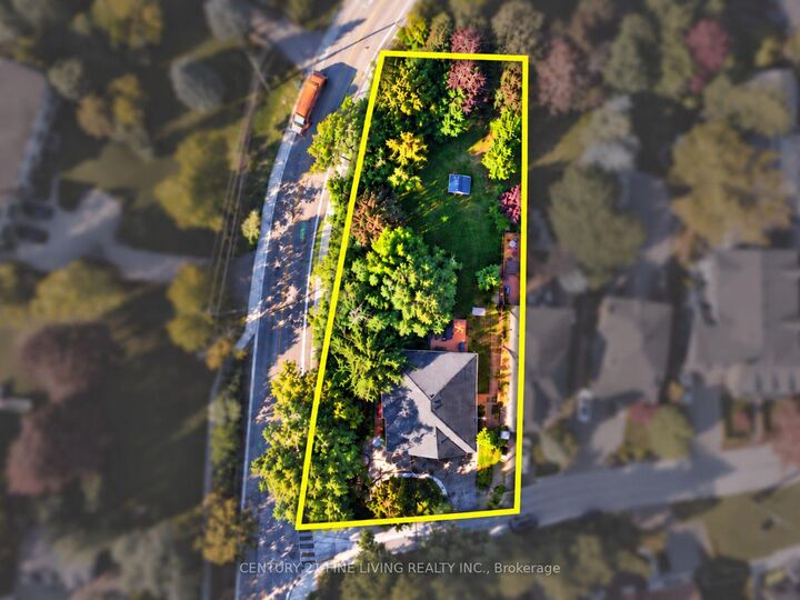 Property Photo:  8 Lester B Pearson Street  ON L0J 1C0 