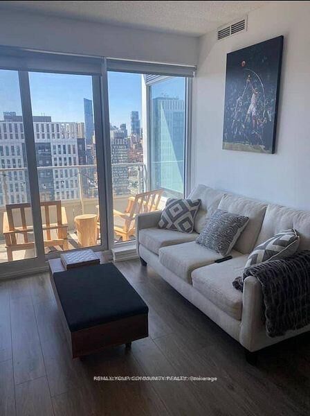 Property Photo:  20 Tubman Avenue 2512  ON M5A 0M5 