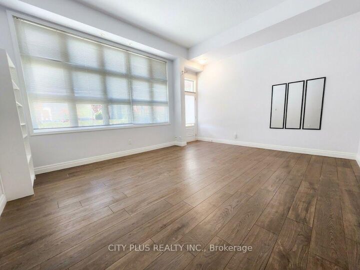 Property Photo: 2703 Bur Oak Avenue 2 ON L6B 1K8