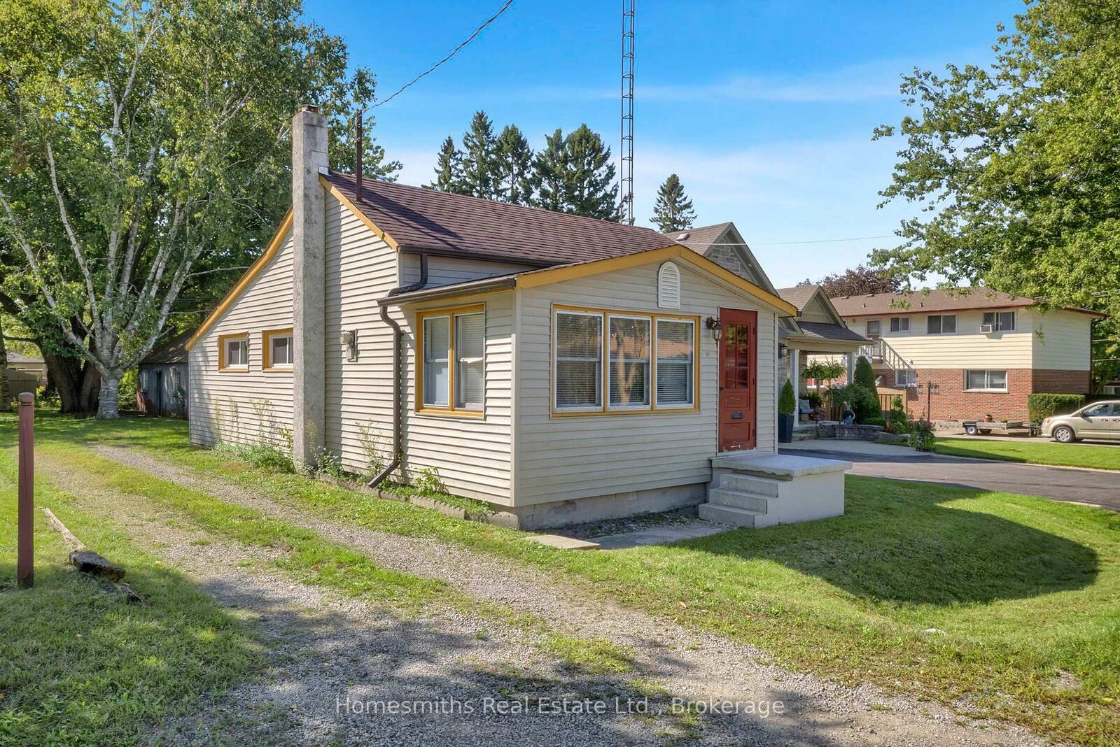 Property Photo:  95 Emily Street  ON L1B 1H1 