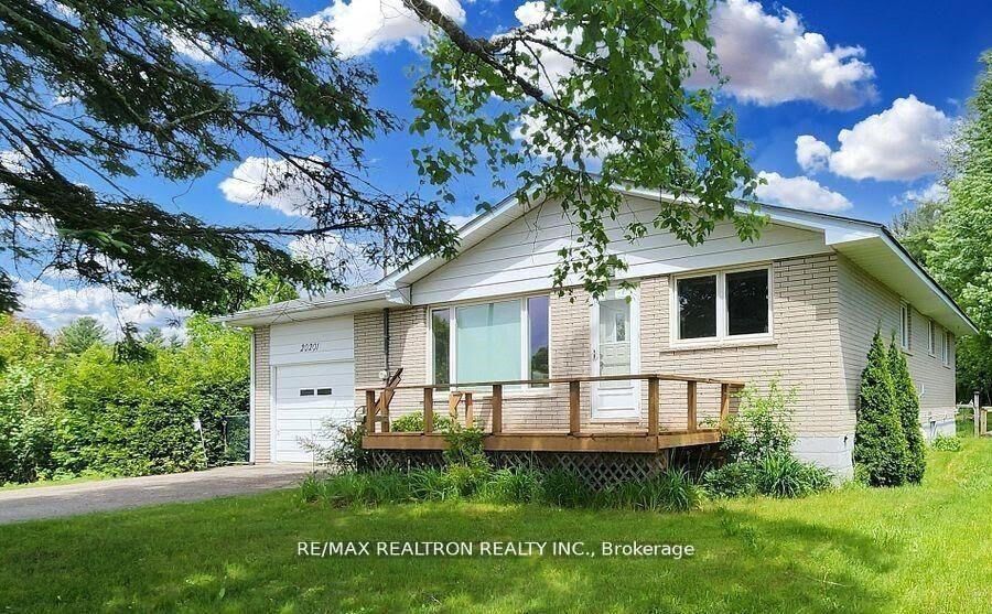 Property Photo:  20201 Yonge Street  ON L9N 1B1 
