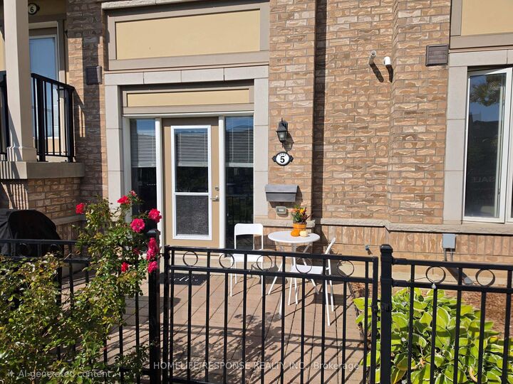 Property Photo:  3175 Boxford Crescent 5  ON L5M 0X1 