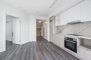 Property Photo:  138 Downes Street 6911  ON M5E 0E4 