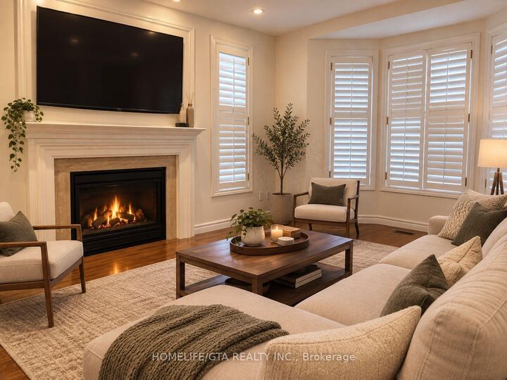 Property Photo:  591 Oxbow Crescent  ON L1K 3A8 