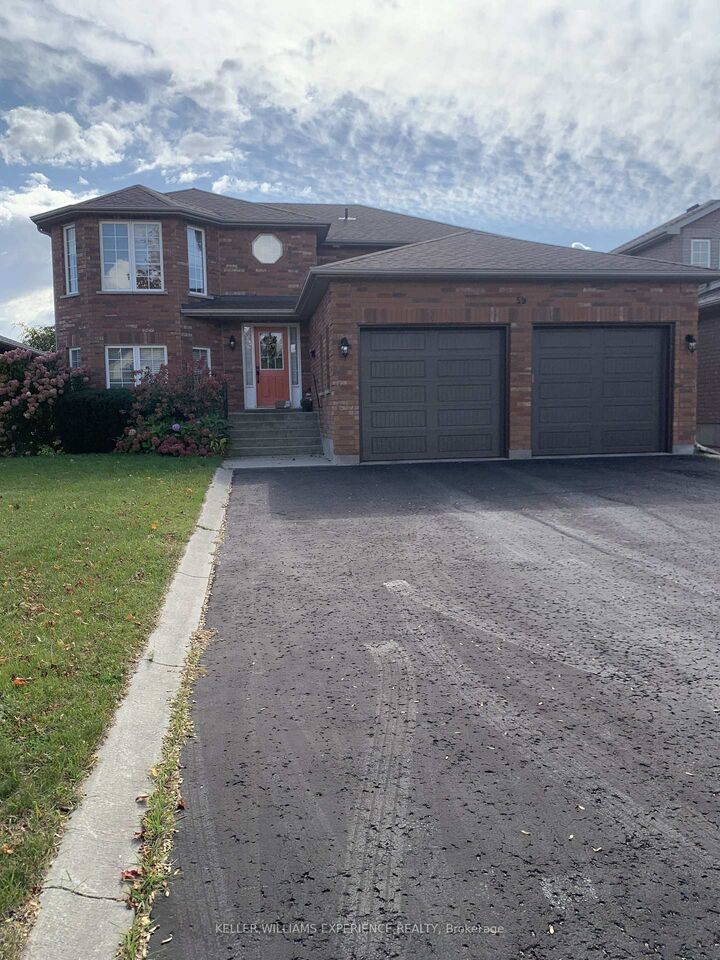 Property Photo: 59 Nicklaus Drive Upper Level ON L4M 6V7