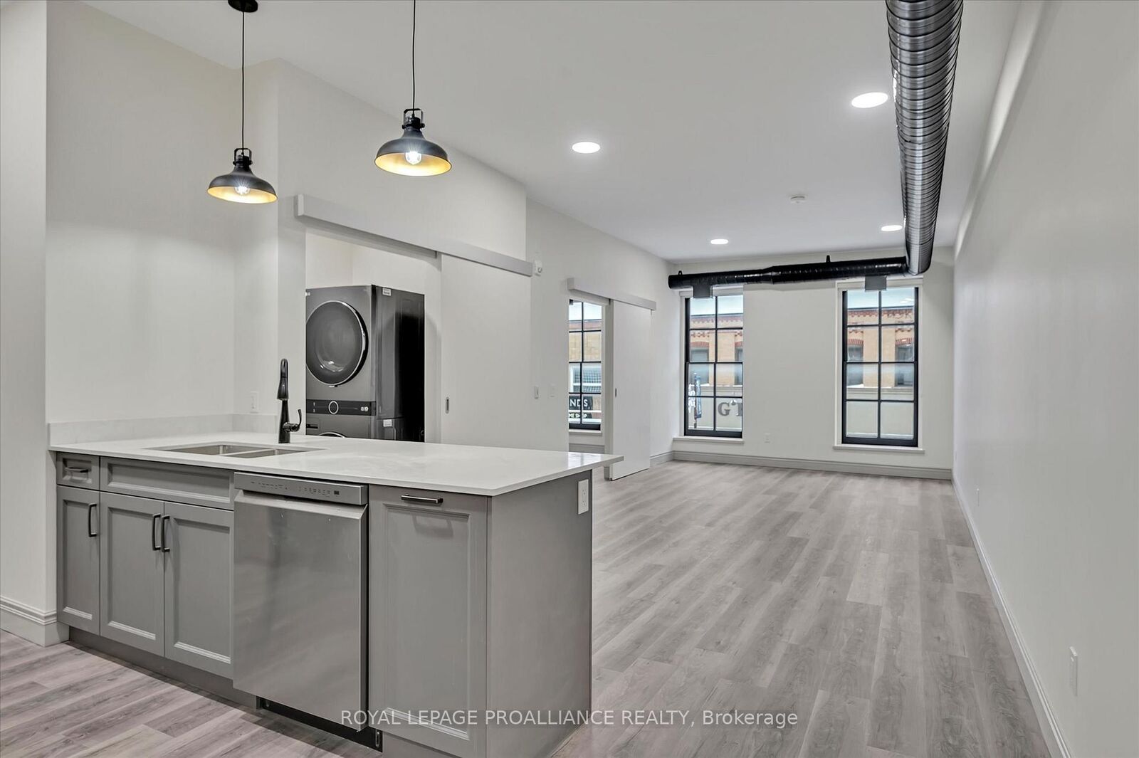 Property Photo:  380 George Street 1A  ON K9H 3R3 