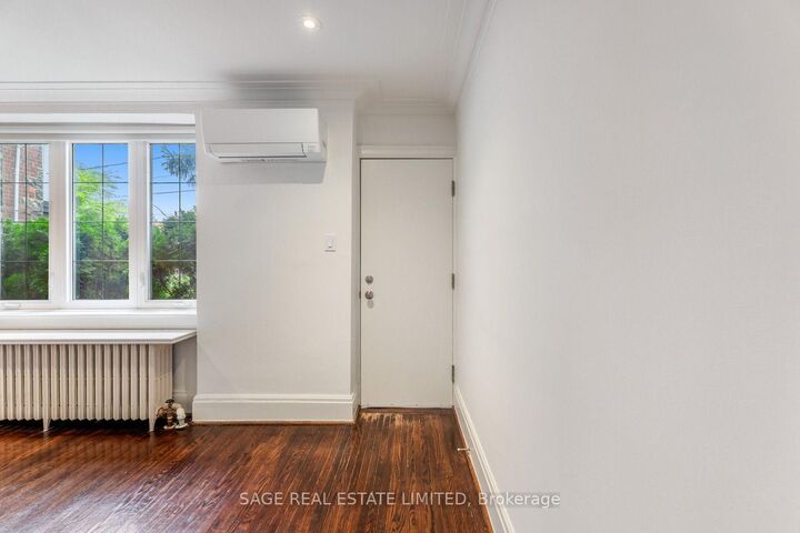 Property Photo:  1208 Avenue Road A  ON M5N 2G4 