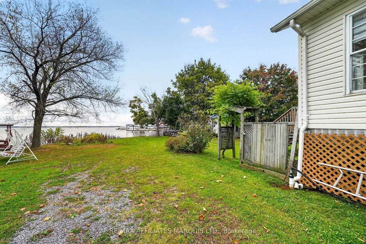 Property Photo:  6240 167th Avenue  ON K0C 1E0 