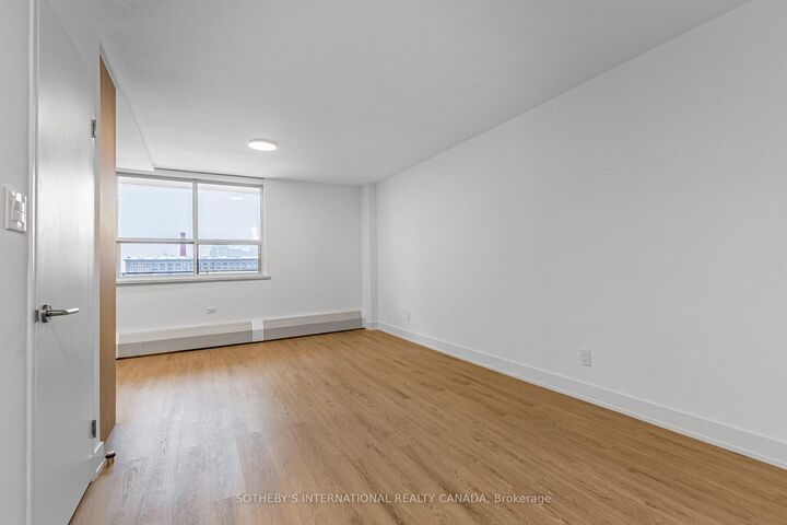 Property Photo: 115 Tyndall Avenue S0803 ON M6K 2G3