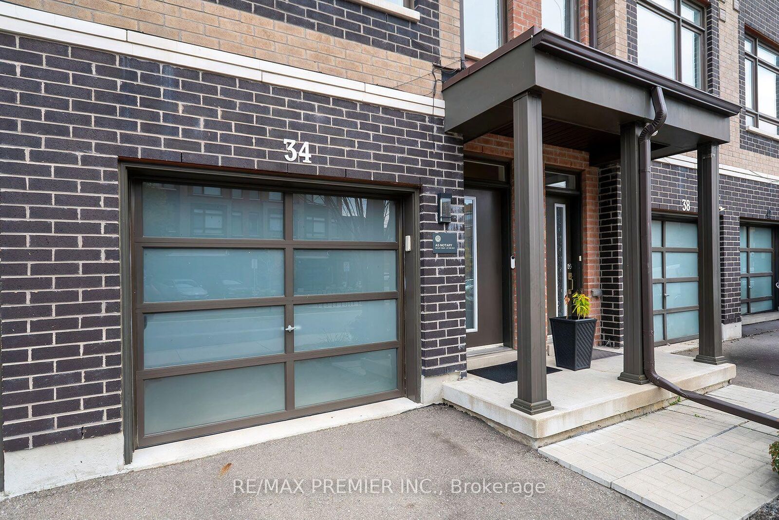 Property Photo:  34 Dalhousie Street  ON L4L 0L6 