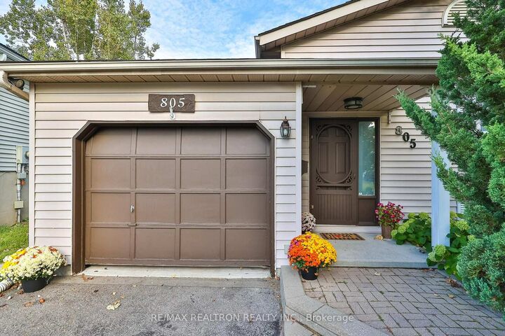 Property Photo:  805 Milford Drive  ON K9J 8J5 