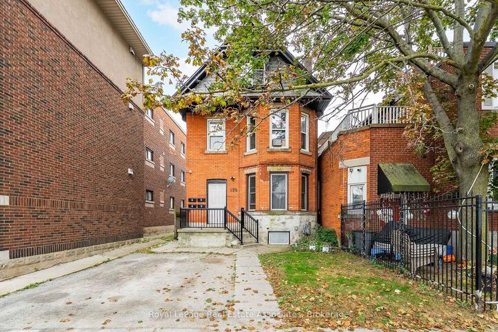 Property Photo:  526 King Street E  ON L8N 1E2 