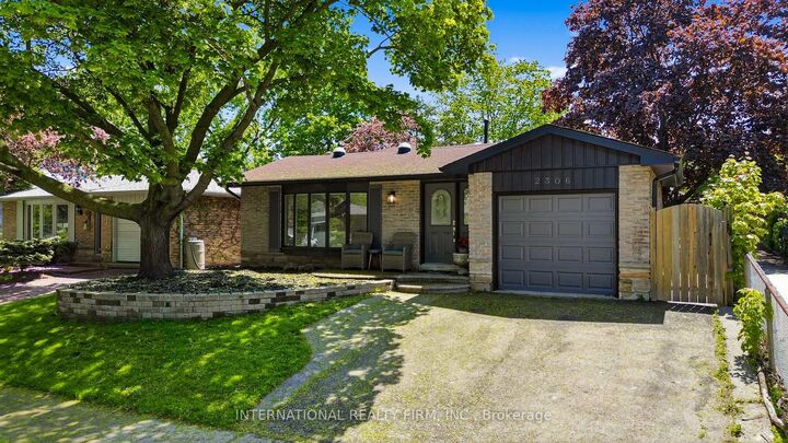 Property Photo:  2306 Devon Road  ON L6J 5R4 