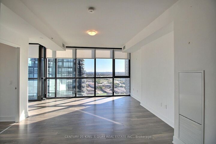 Property Photo:  2916 Highway 7 N/A 2502  ON L4K 0K6 