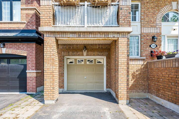 Property Photo:  139 Oceanpearl Crescent  ON L1N 0C7 