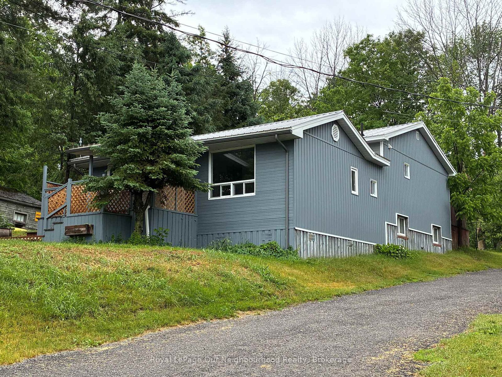 Property Photo:  72 Lakeshore Road  ON K0K 2M0 