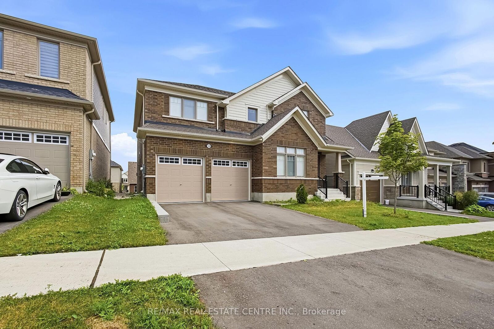 Property Photo:  123 Rea Drive  ON N1M 0J8 