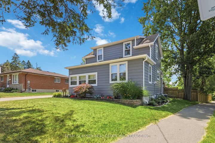 Property Photo:  27 Dengate Crescent  ON N5V 1V7 