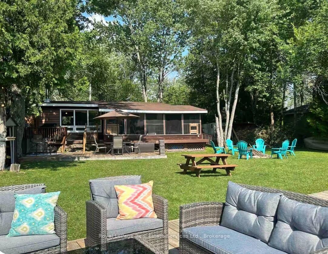 Property Photo:  166 Moorings Drive  ON K0M 1N0 