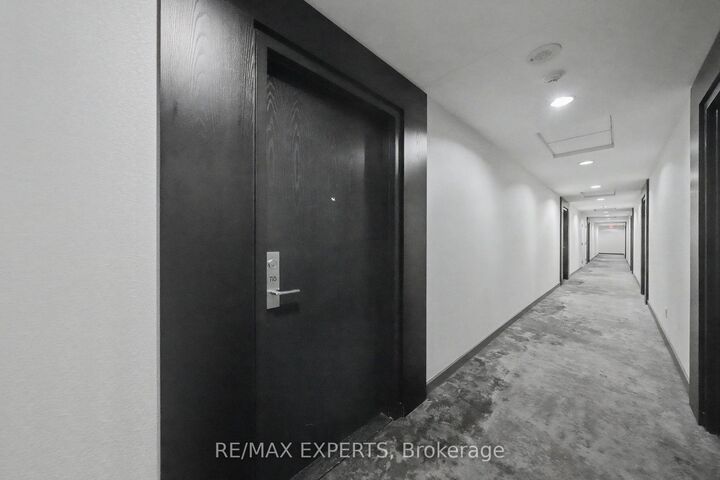 Property Photo:  55 East Liberty Street 715  ON M6K 3P9 