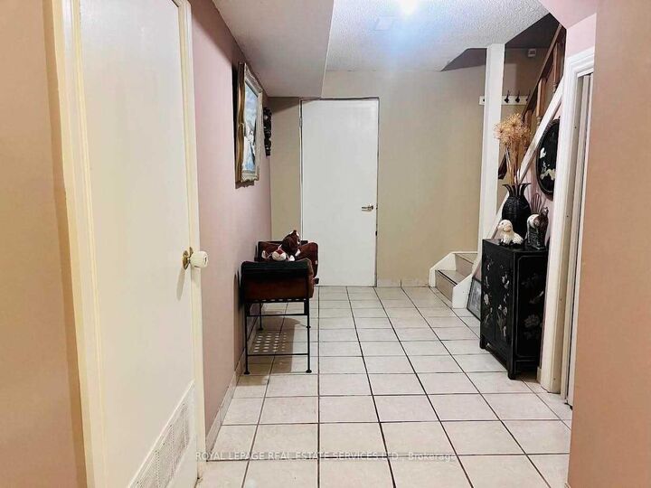 Property Photo:  1038 Agram Drive  ON L6H 7L6 