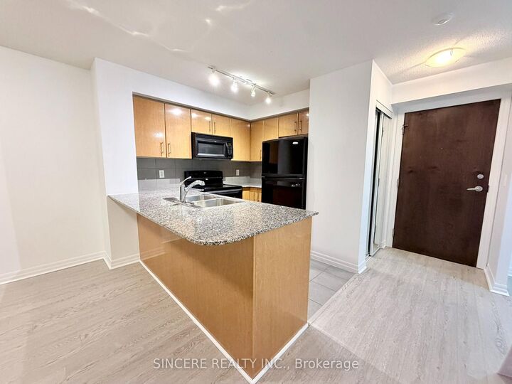 Property Photo:  16 Yonge Street 708  ON M5E 2A1 
