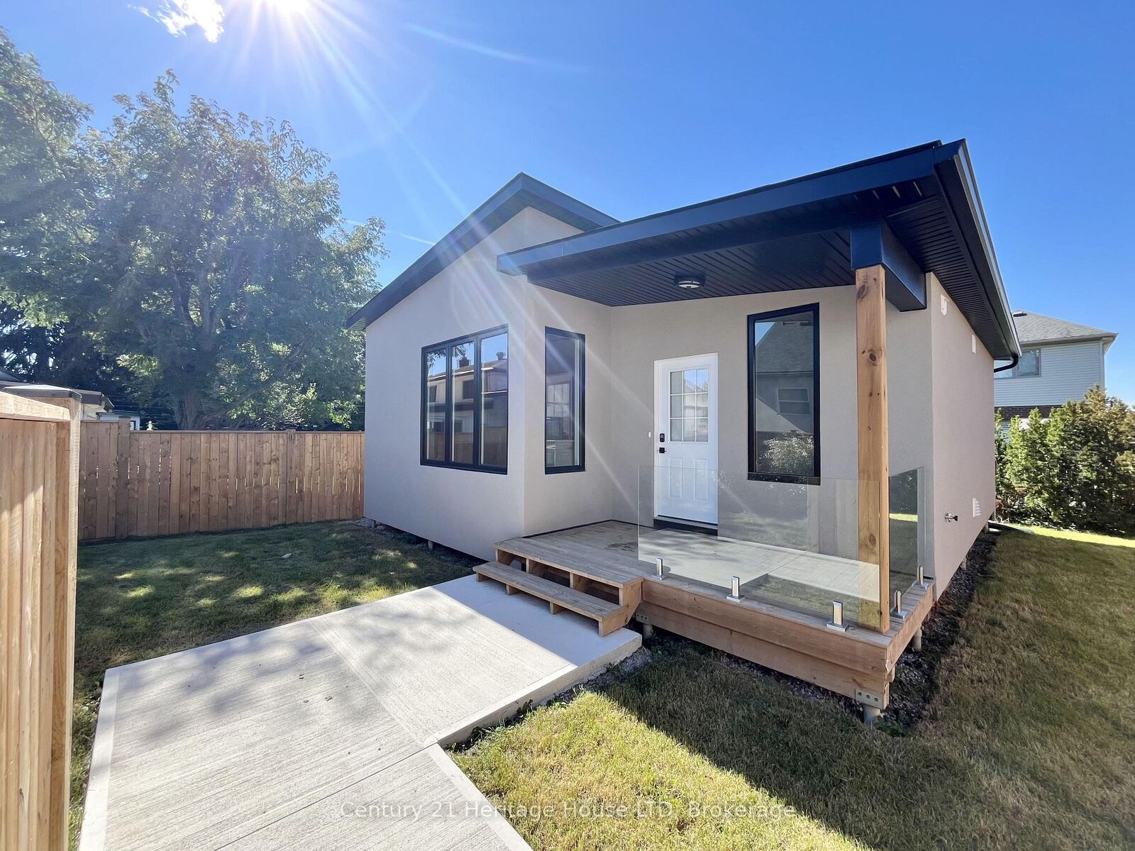 Property Photo:  26B Valley Road  ON L2S 1Y6 