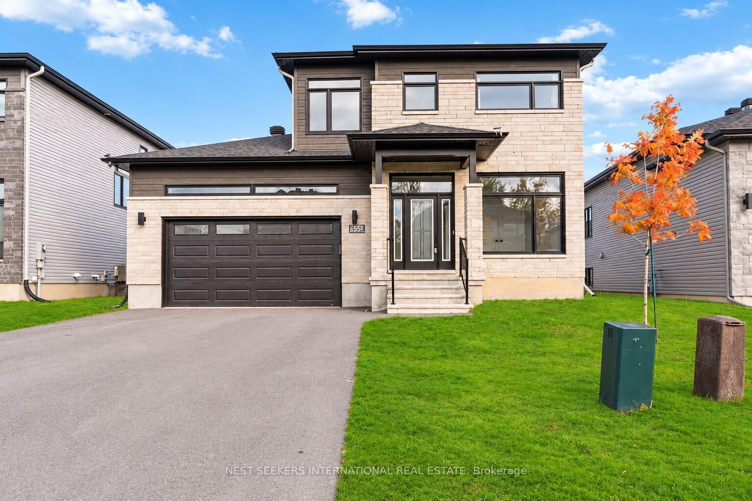 Property Photo:  653 Conservation Street  ON K0A 1M0 