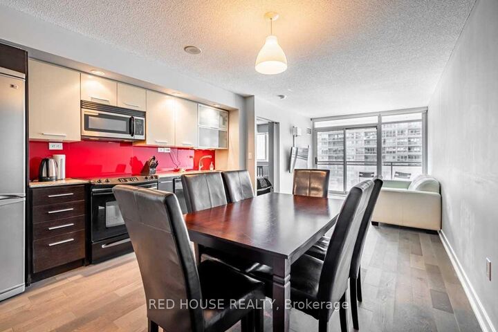 Property Photo:  8 Telegram Mews 628  ON M5V 3Z5 
