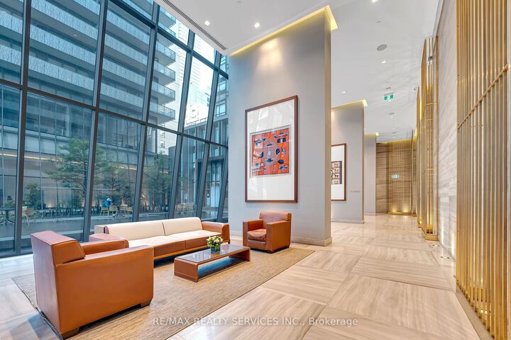 Property Photo:  50 Charles Street E 711  ON M4Y 0C3 