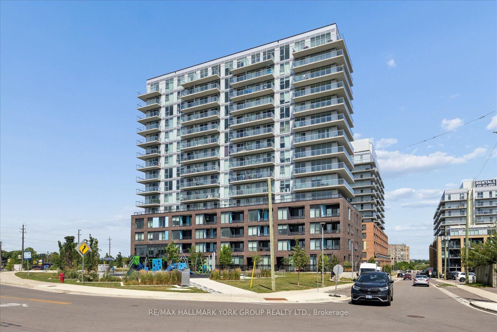 Property Photo:  185 Deerfield Road 420  ON L2Y 0G7 